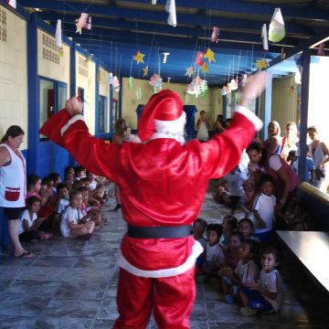 Natal em creches carentes - Itajaí - 2013